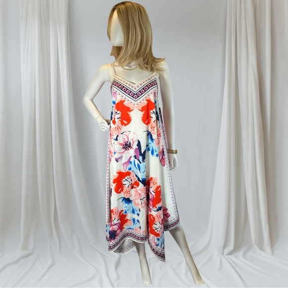 Romeo & Juliet Couture Dress NWT - Picture 9 of 9